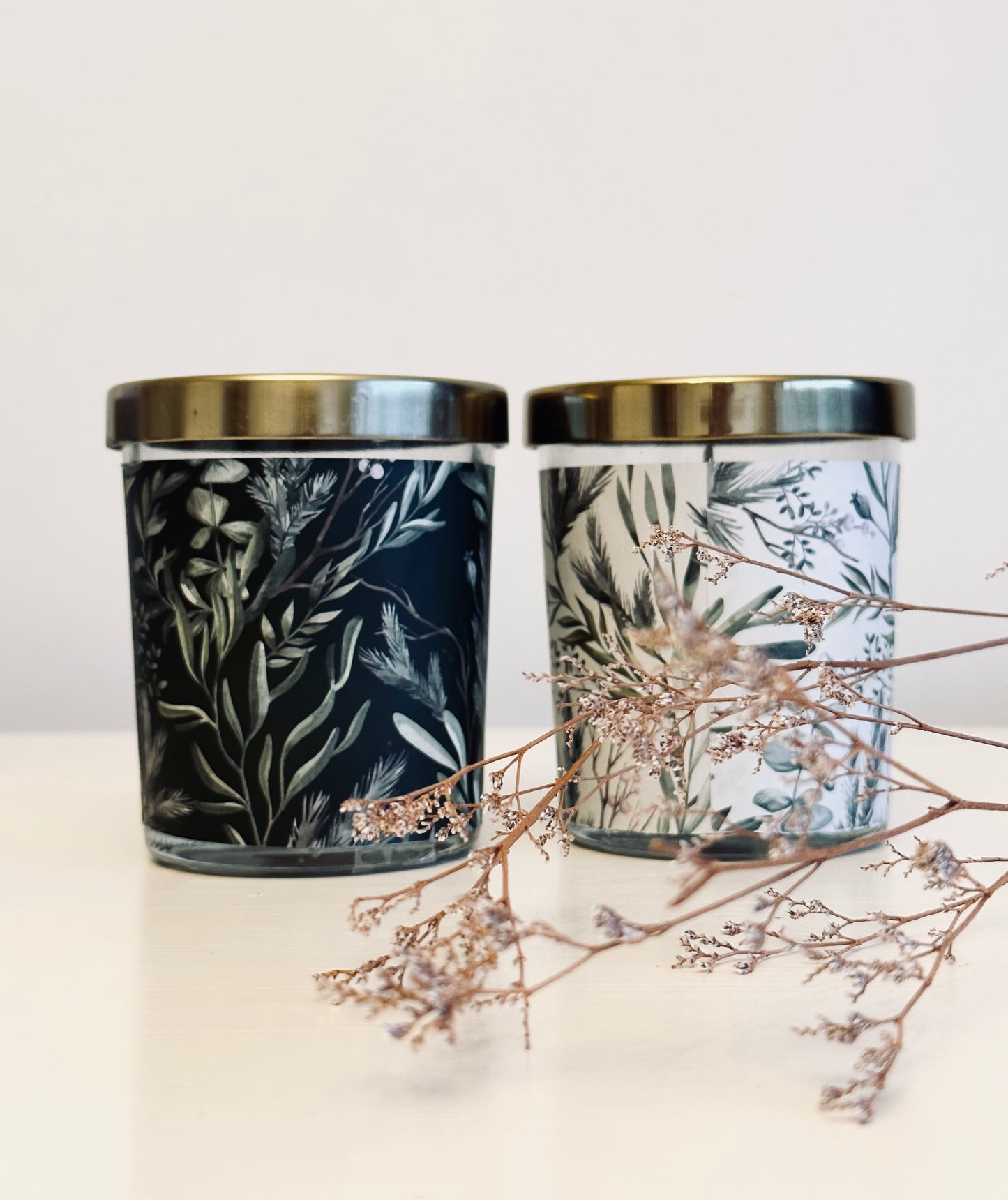 Eucalyptus Design Apple and Cinnamon Candle