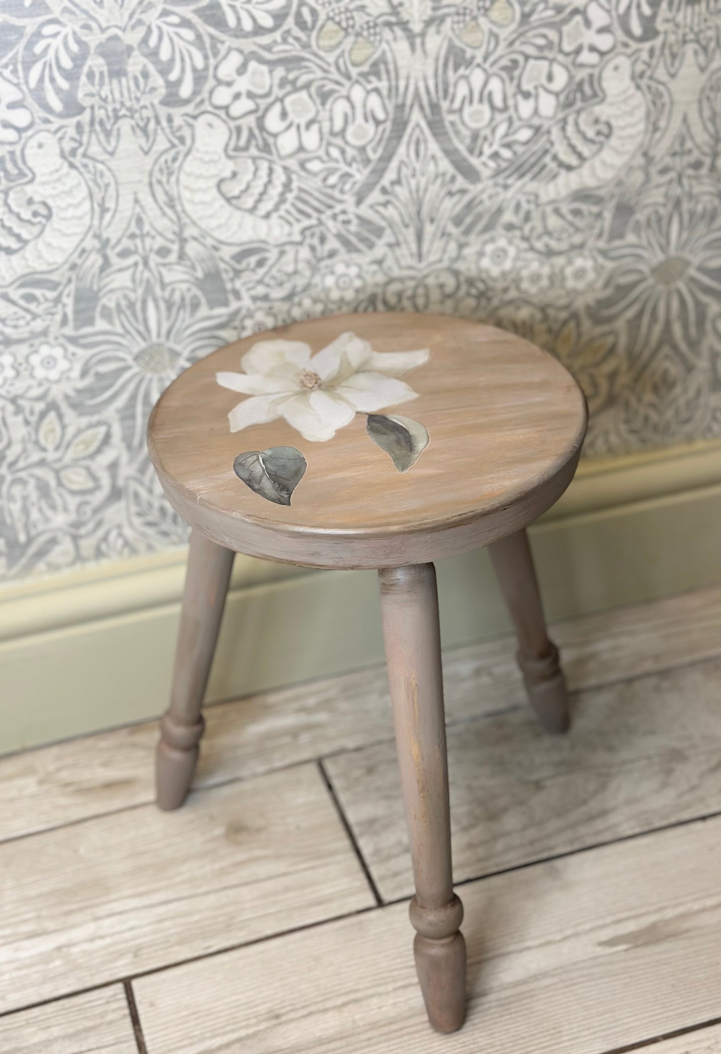 Cute Rustic Flower Stool