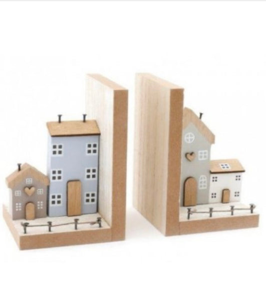Cute Wood House Book Ends