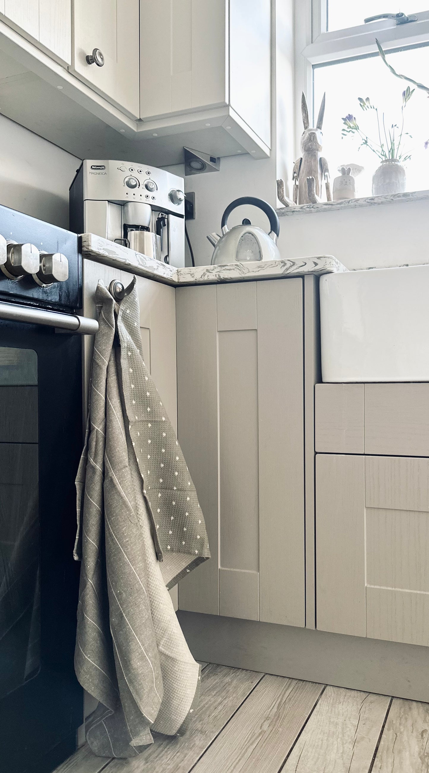 Bee Design Recycled cotton tea towels