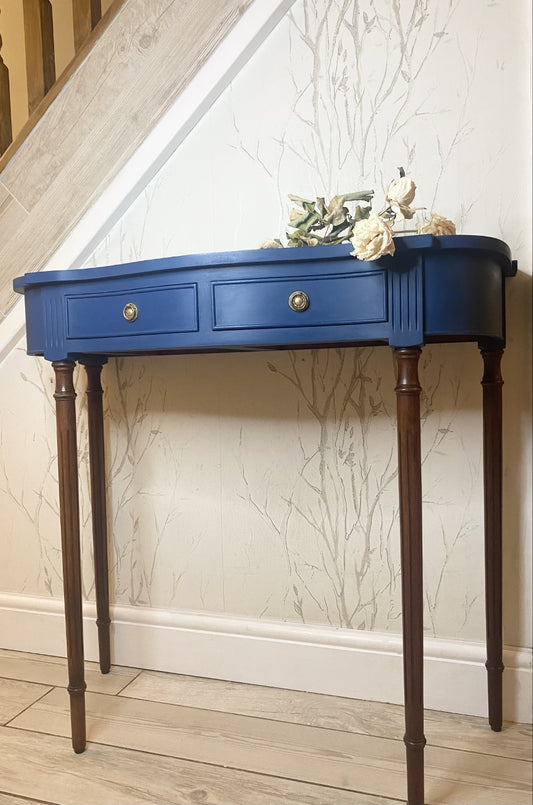 Elegant Stunning Blue Vintage Console Table