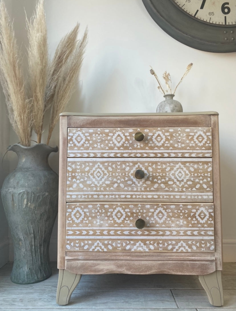Raw Wood Boho Lebus Set of Drawers