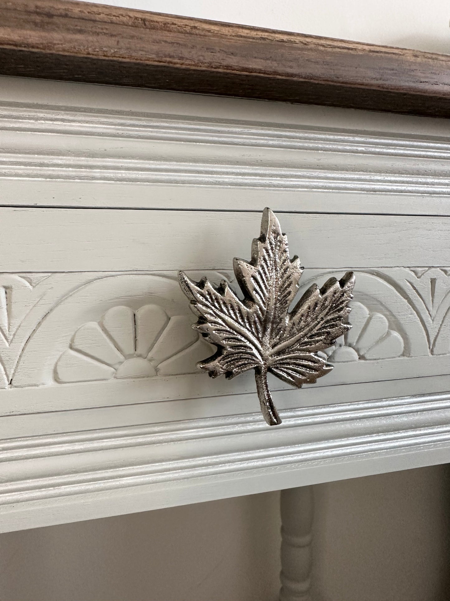 Elizabeth Console Table