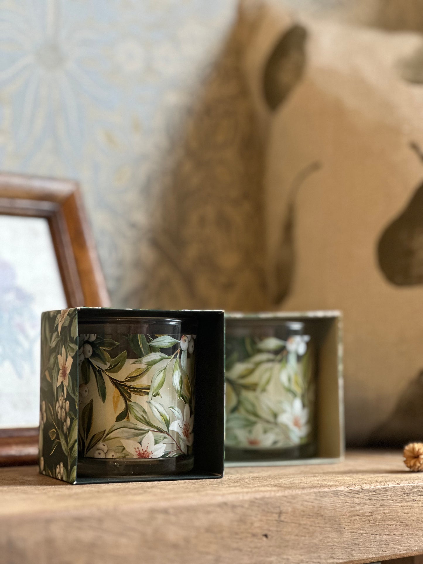 Apple and Cinnamon Candle