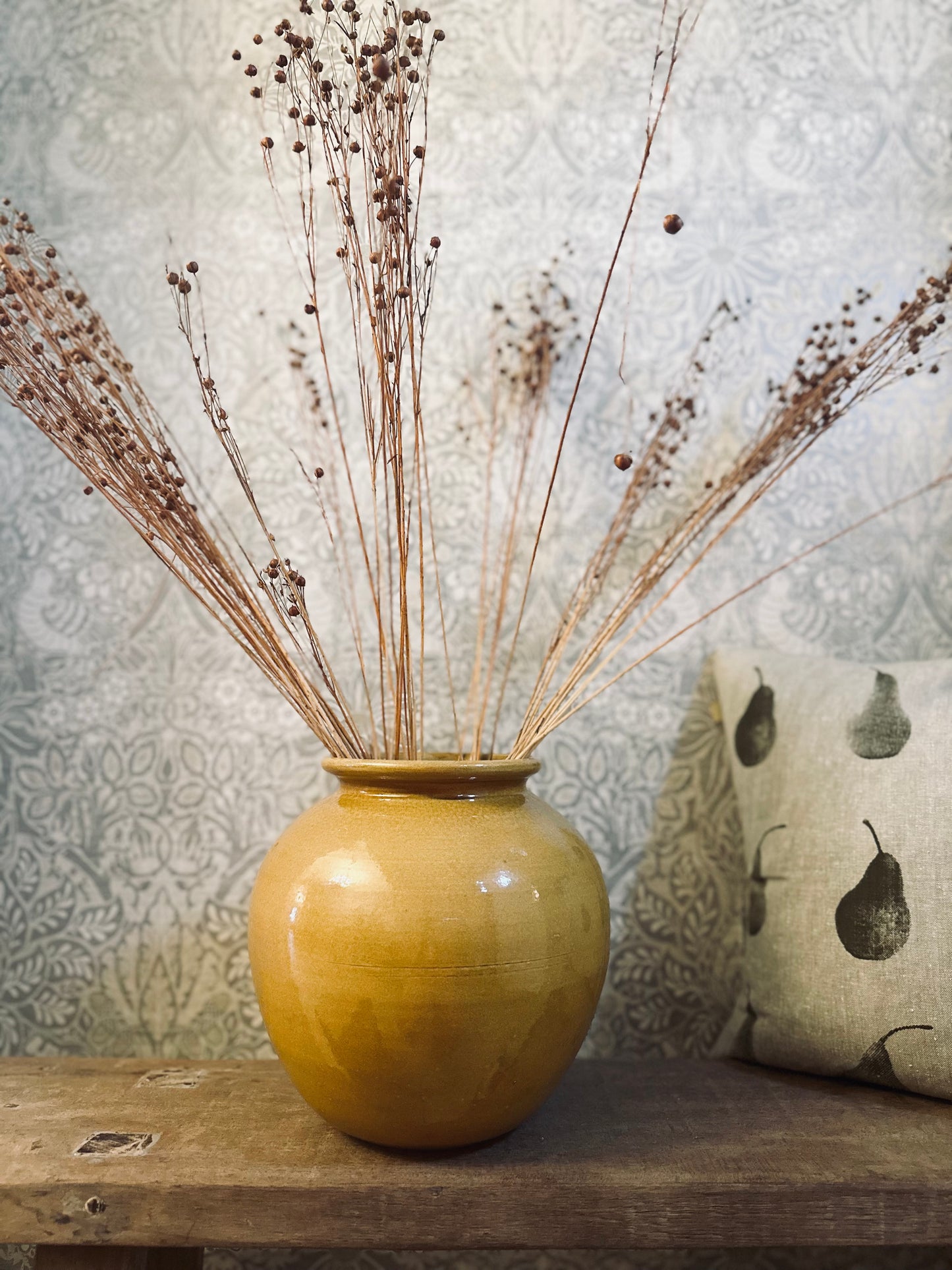 Round Mustard Vase