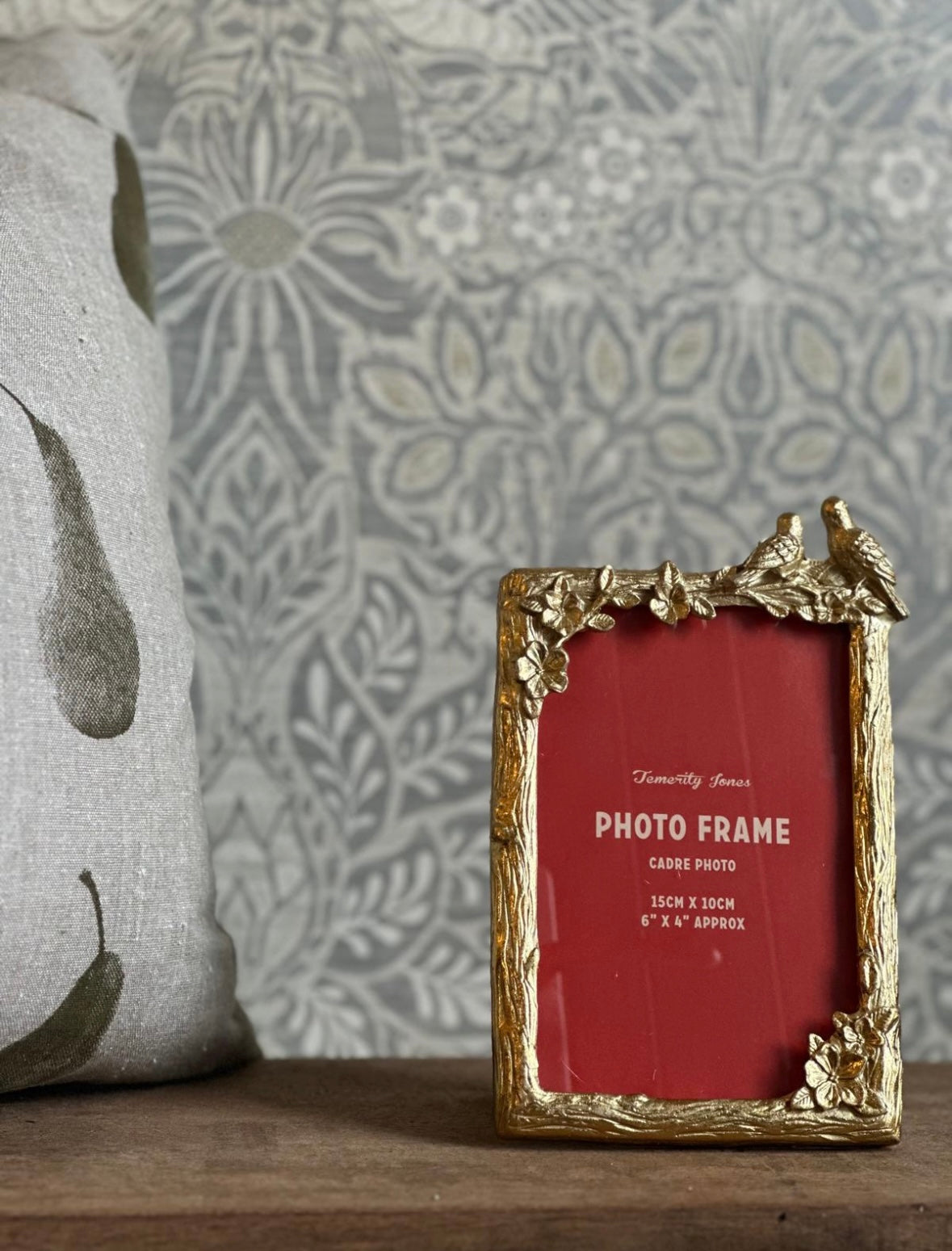 Gold Lovebirds Frame