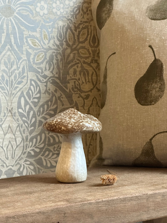 Stoneware Toadstool