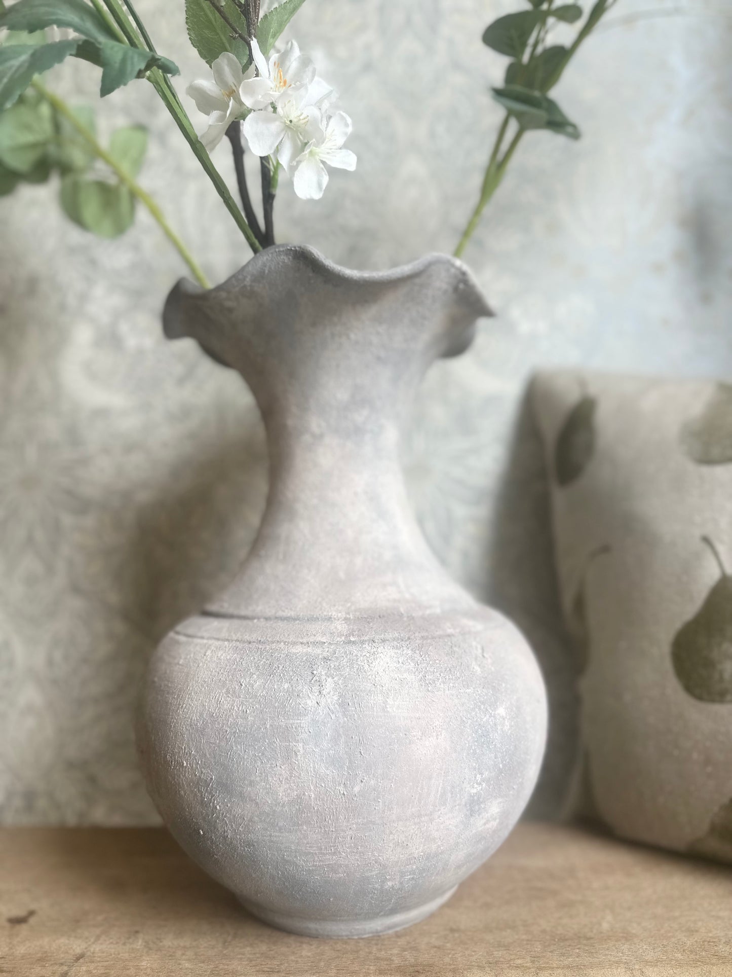 Grey Stone Effect Frill Vase