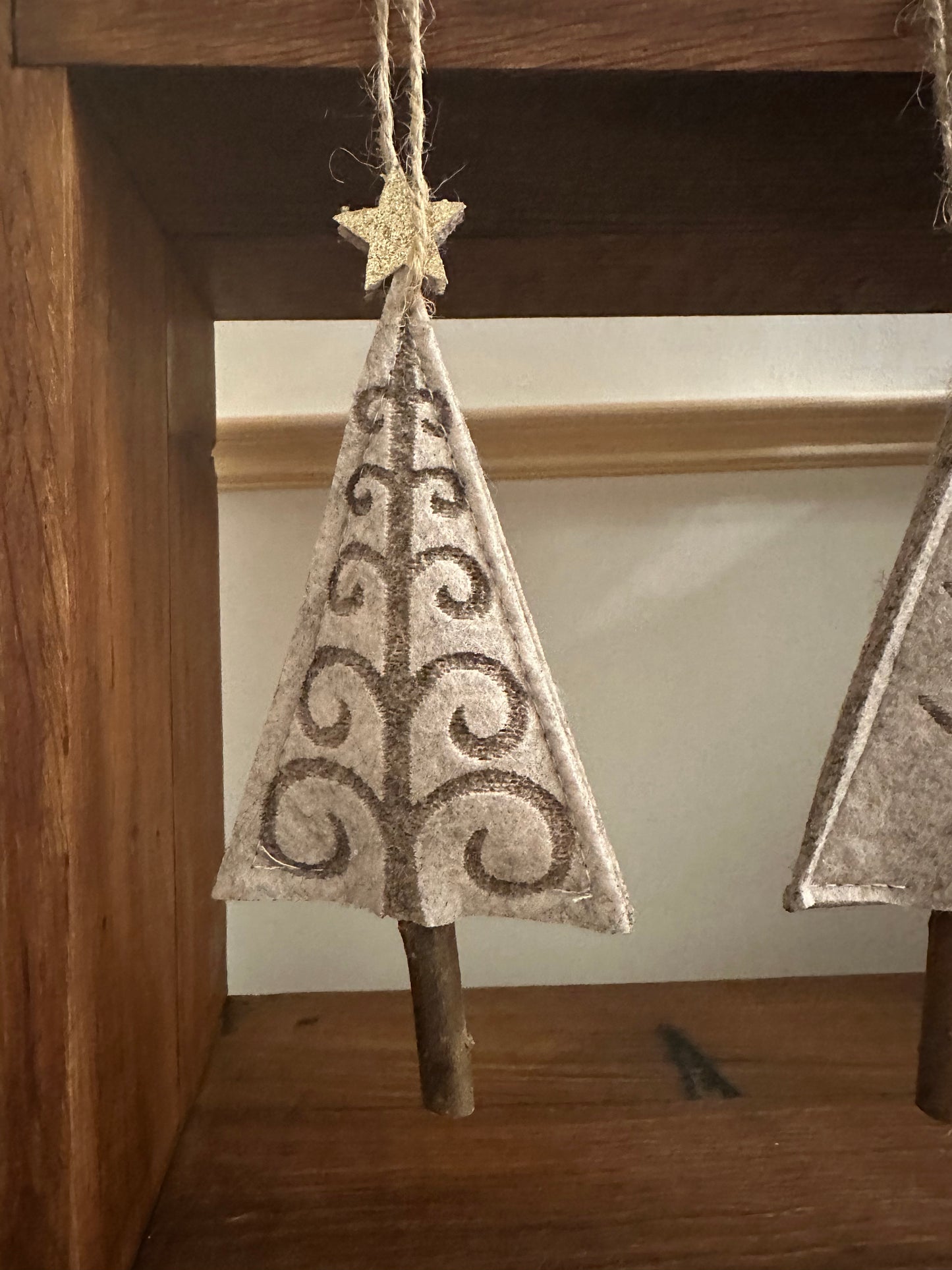 Rustic Christmas Tree Decorations