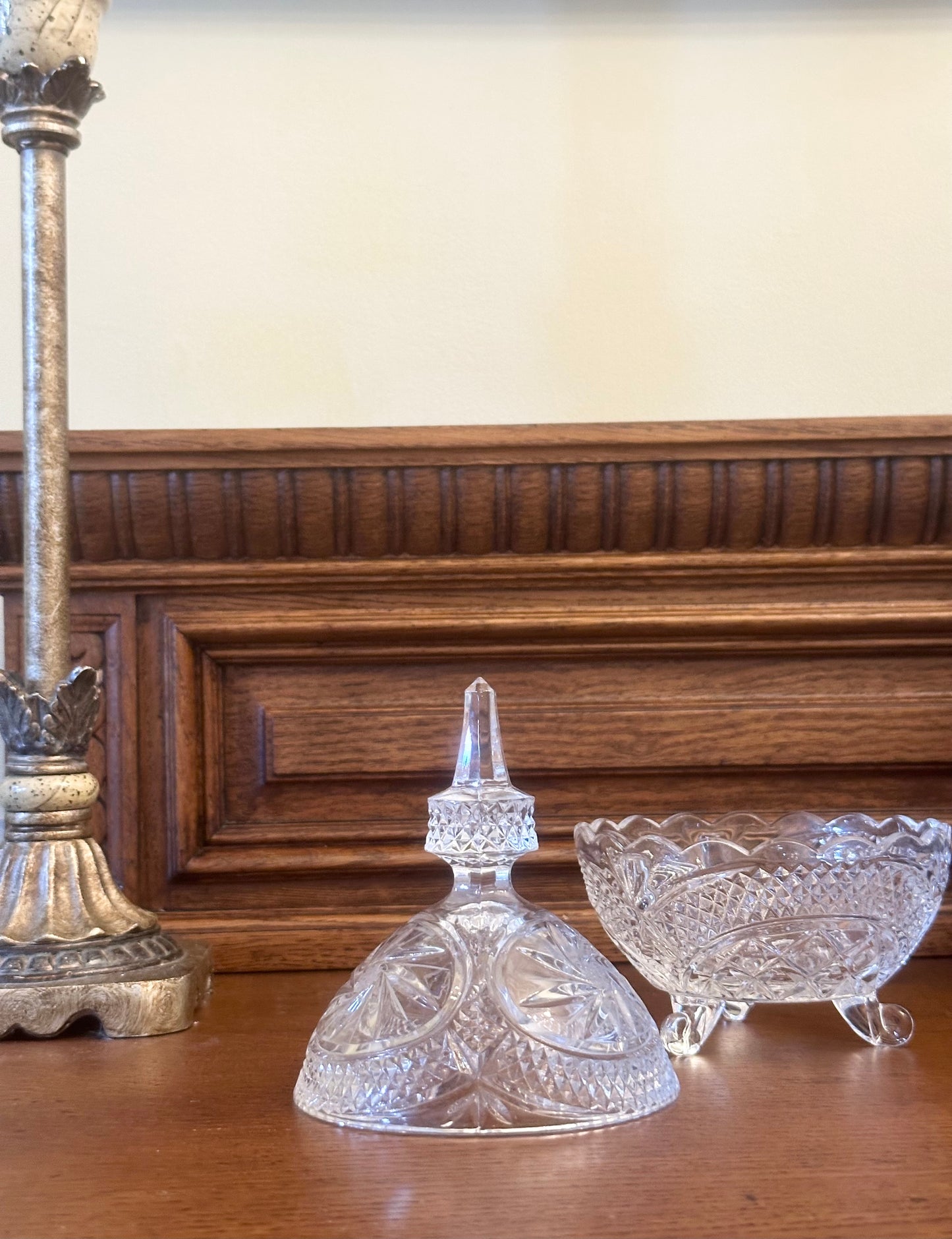 Stunning Decorative Cut Glass Trinket Bowl
