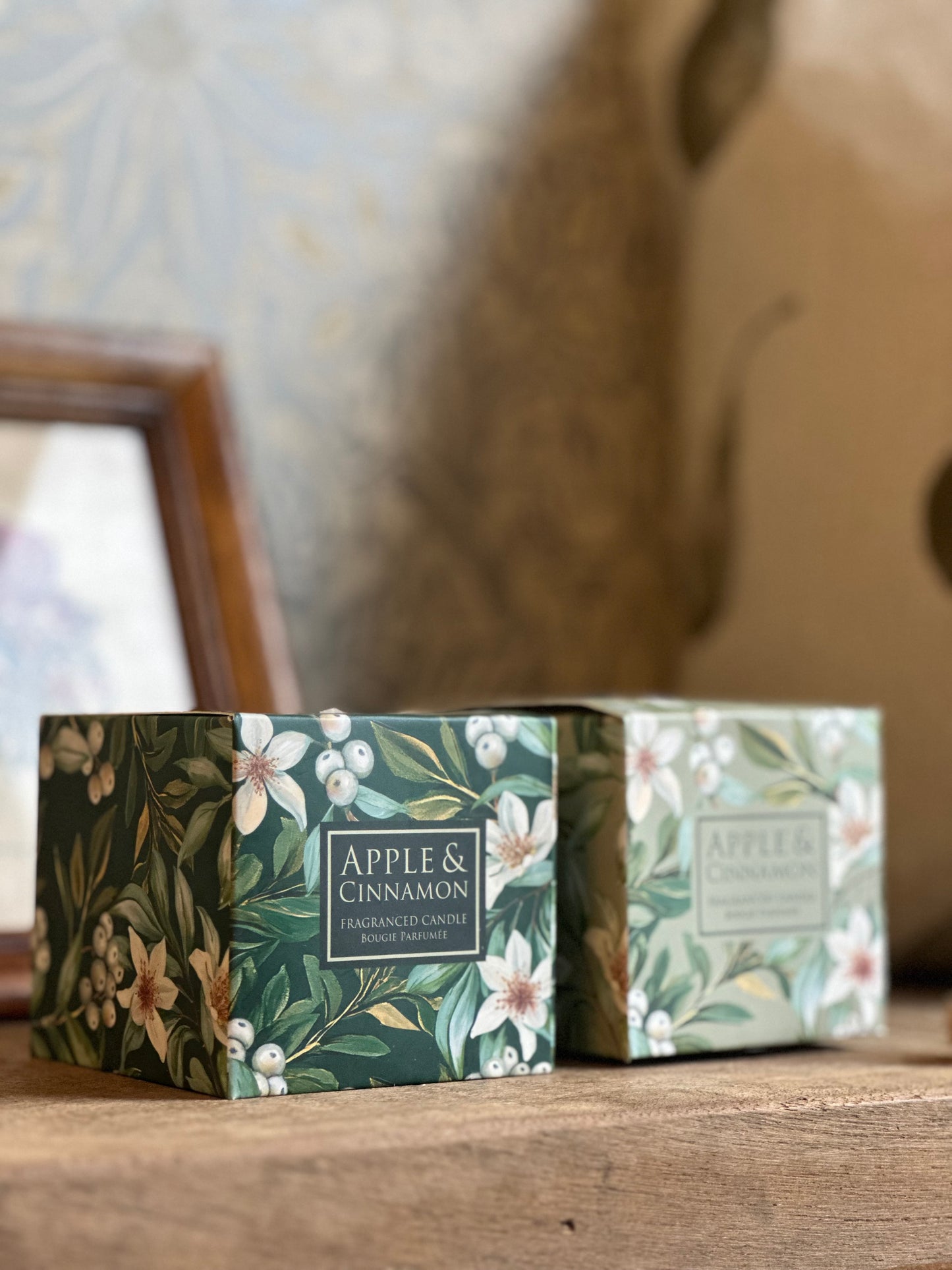 Apple and Cinnamon Candle