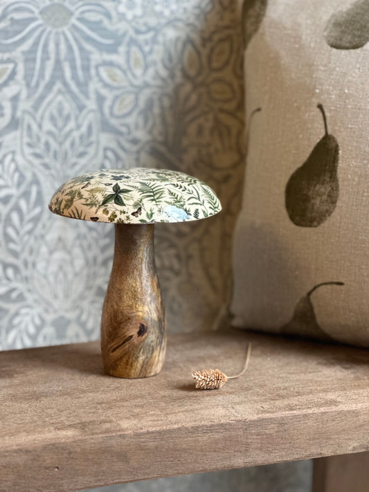 Wooden Fern Toadstool