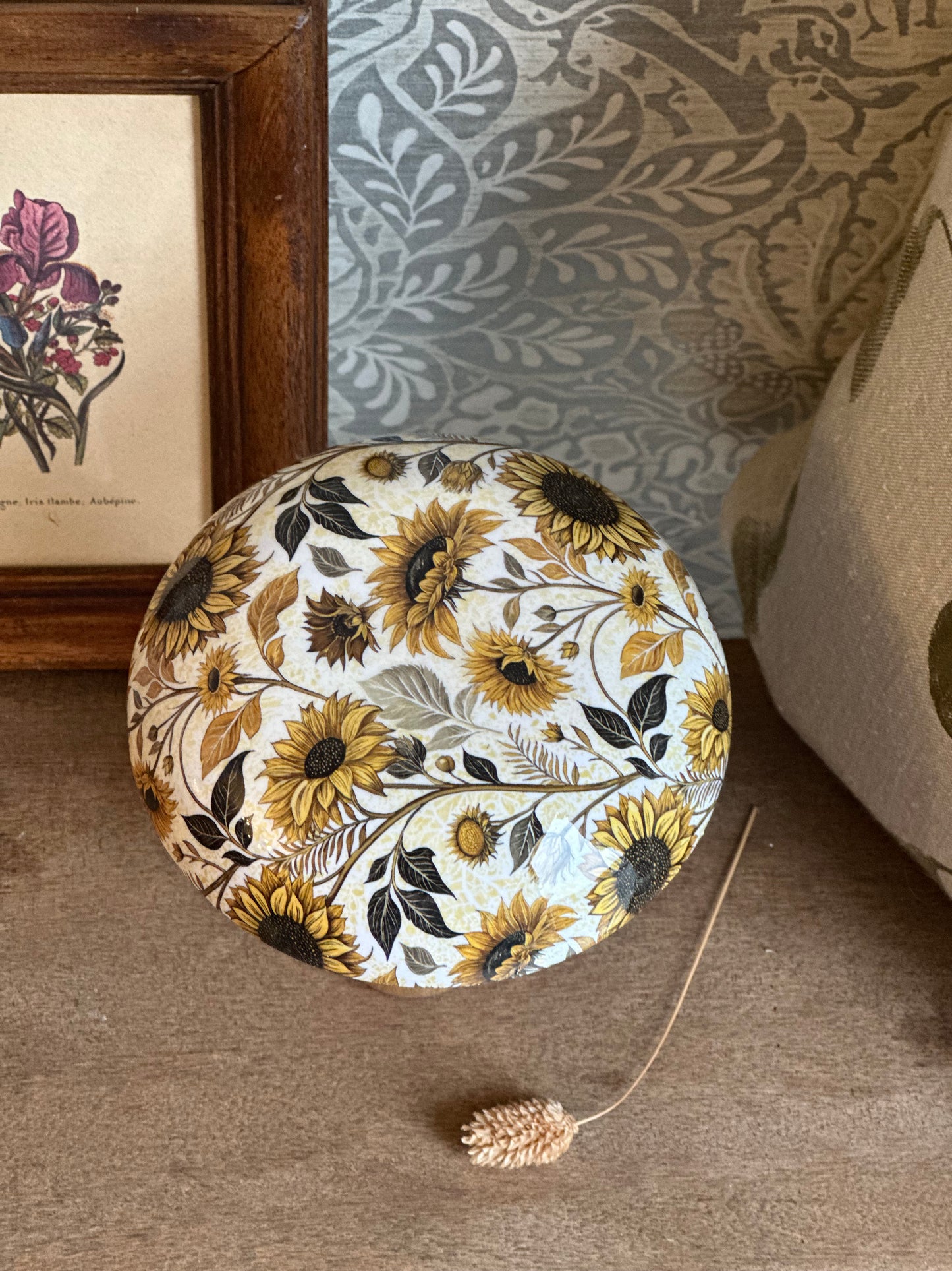 Wooden Sunflower Toadstool