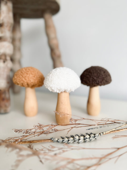 Set of 3 rustic mushrooms