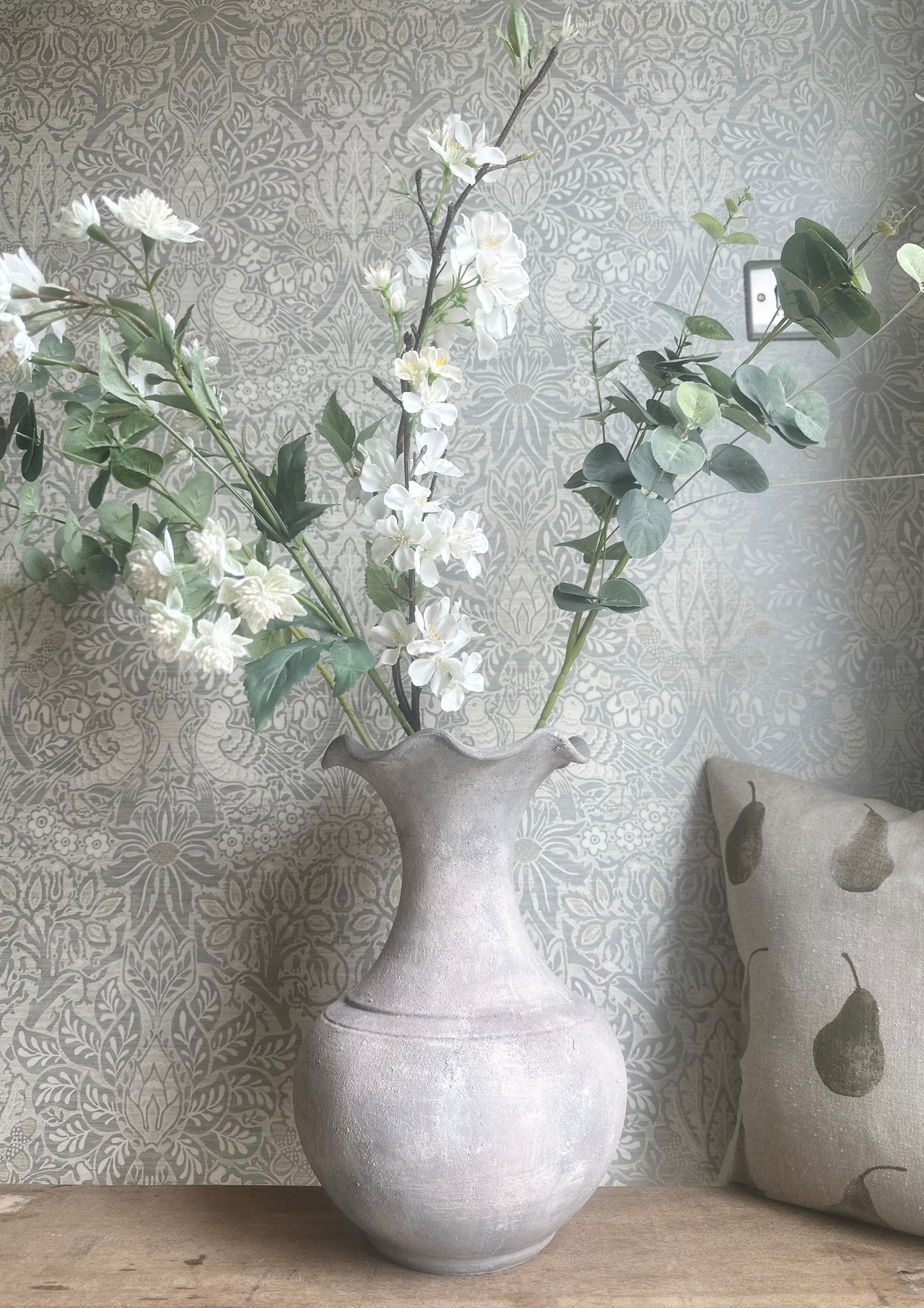 Grey Stone Effect Frill Vase